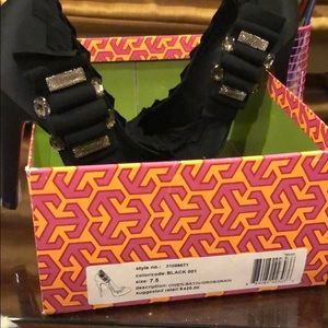 Tory Burch classic black heels